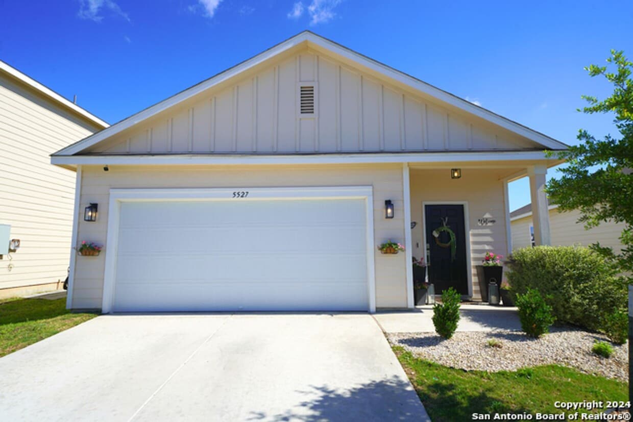 Primary Photo - Charming Home Now Available in the Liberte...