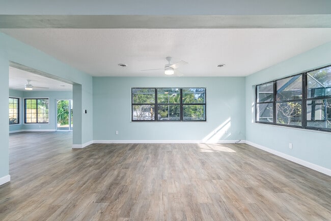 Foto del edificio - 1 W Point Dr