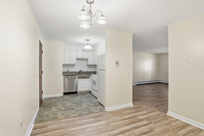 Photo - 209 Great Rd Apartment