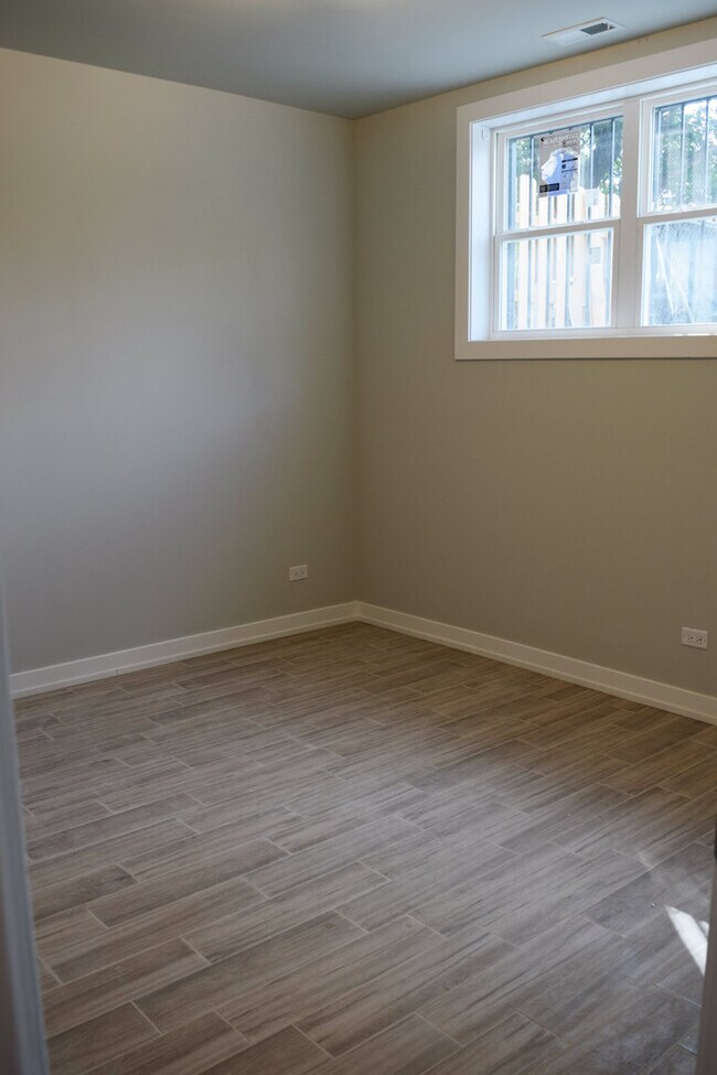 Foto del edificio - 6144 S University Ave