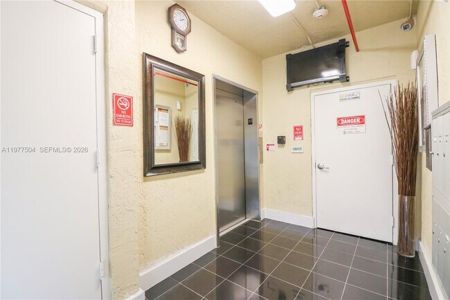 Foto del edificio - 134 SW 7th Ave