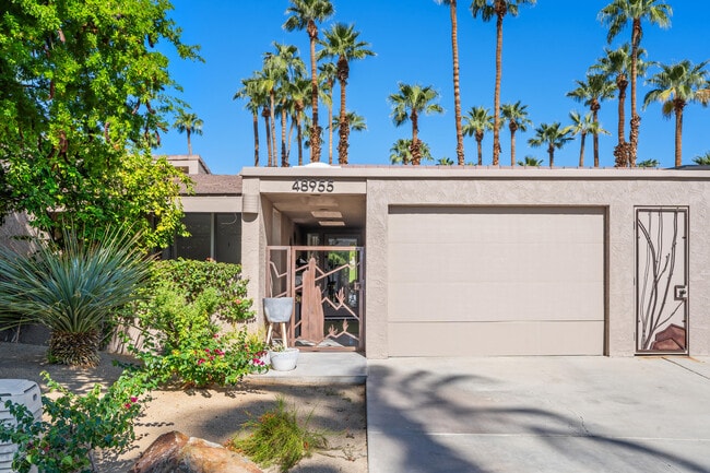Building Photo - 48955 Mariposa Dr