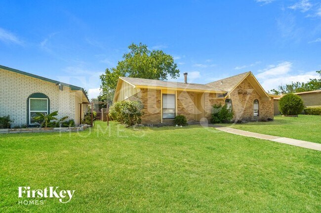 Foto del edificio - 5702 Magnolia Ln