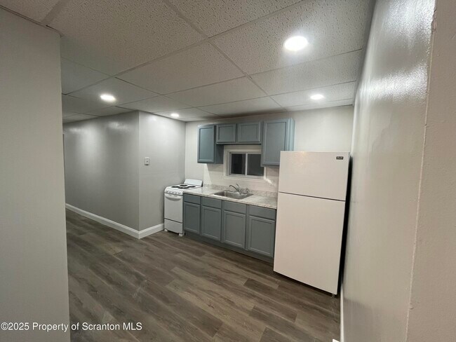 Foto del edificio - 539-541-541 E Pine St