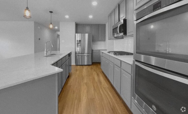 Building Photo - 25621 Ramsey Heights Way