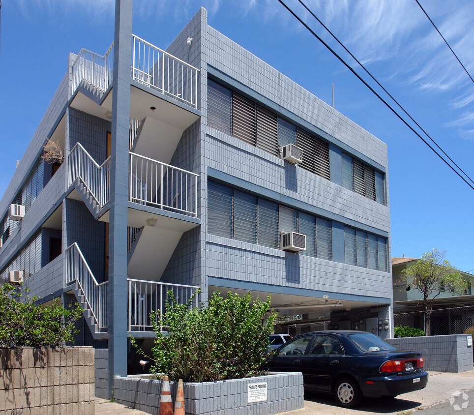 Foto del edificio - 2618 Maunawai Pl