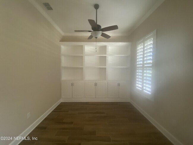 Foto del edificio - 186 Southern Oak Dr
