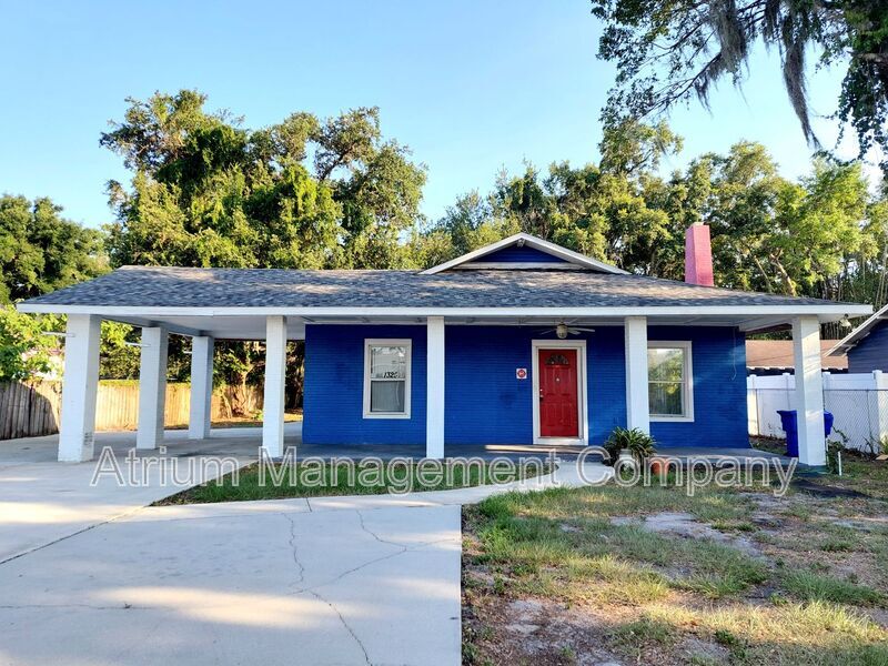 Primary Photo - 1329 E Main St