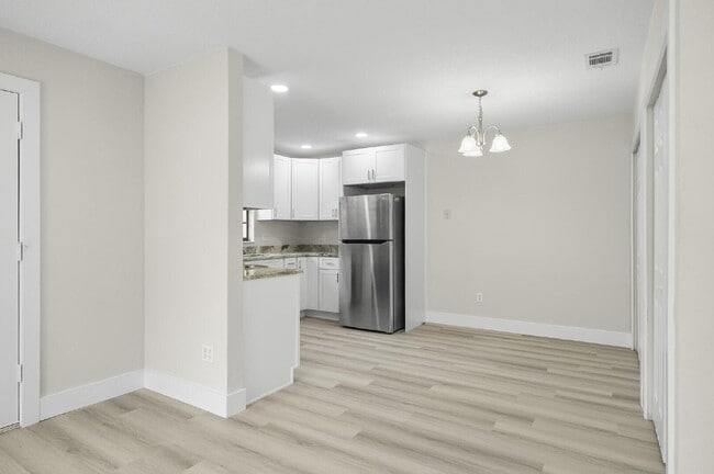 Foto del edificio - "Chic & Cozy 2-Bed Retreat with Granite Touches in Palm Coast!"