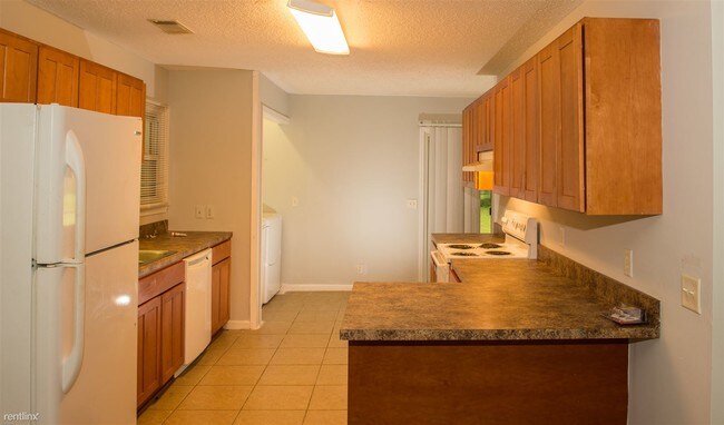 Foto del edificio - 830 Deerfield Rd