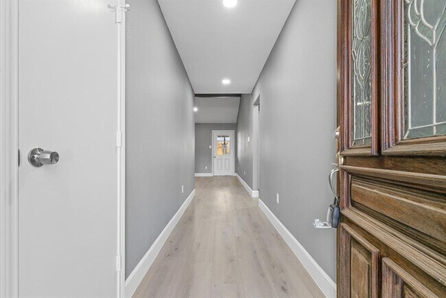 Foto del edificio - 4322 Eagle Fork Dr