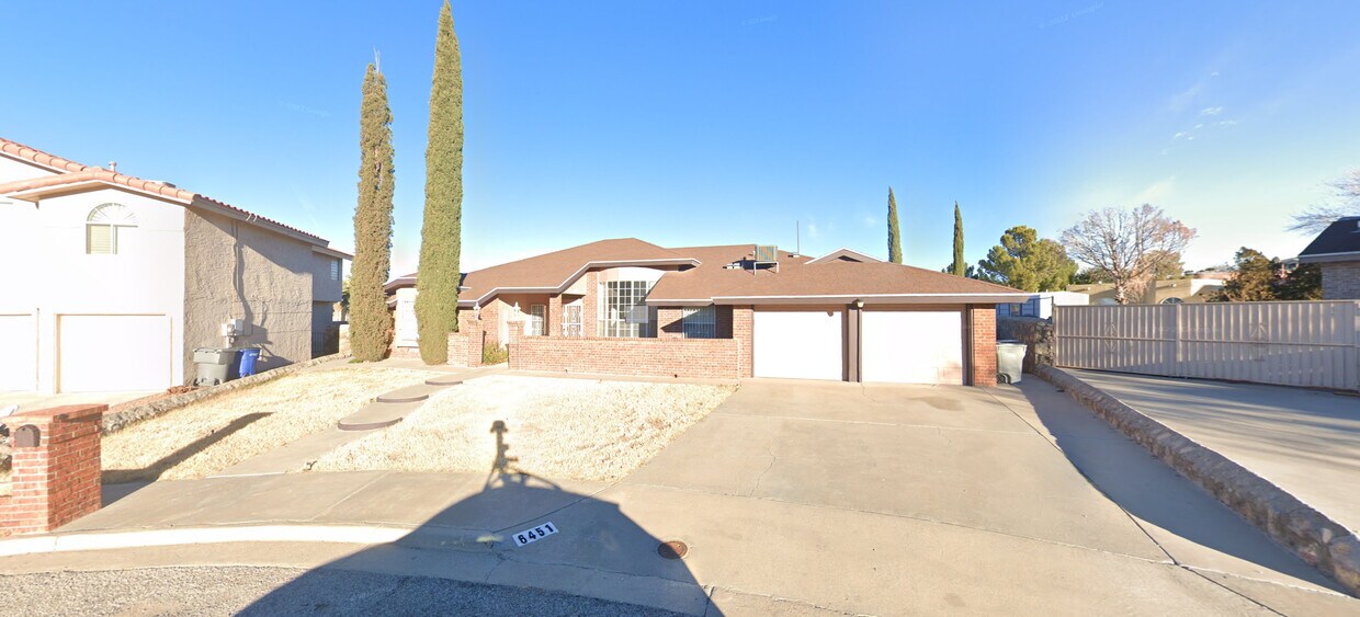 Foto principal - 6451 Loma de Cristo Dr