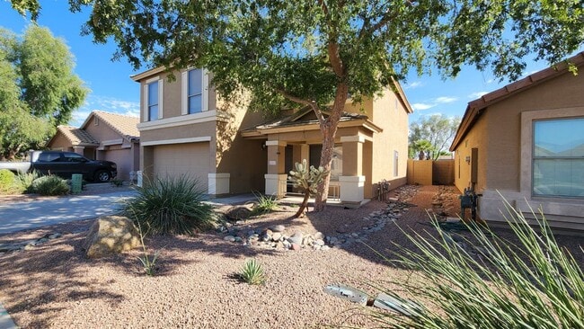 Building Photo - 42553 W Michaels Dr