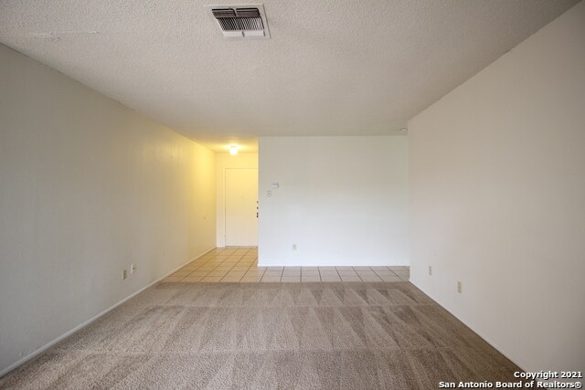 Building Photo - 5827 Cliff Walk Dr