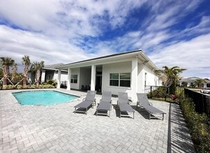 Building Photo - 10027 Timber Crk Wy