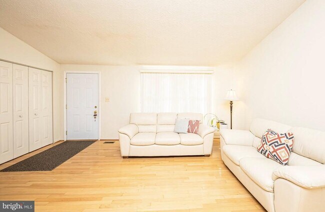 Foto del edificio - 1803 E Beech Rd