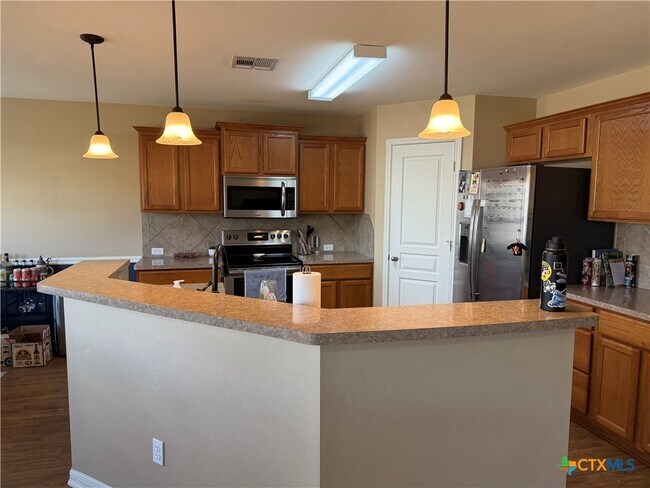 Foto del edificio - 1126 Neuberry Cliffe