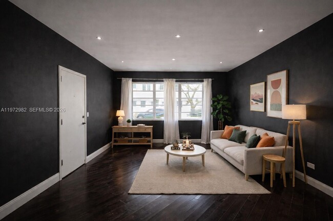 Foto del edificio - 742 12th St