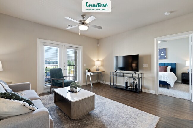 Foto del edificio - 3221 Keller Springs Rd