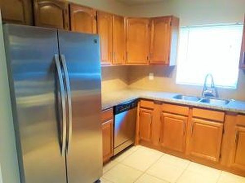 Foto del edificio - 3860 NW 110th Ave