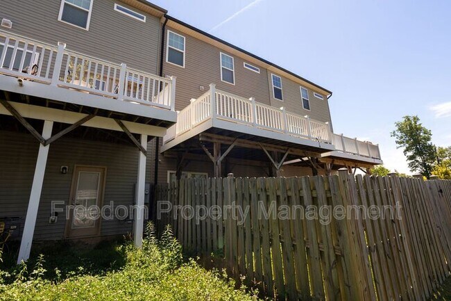 Foto del edificio - 9222 Dawkins Crest Cir