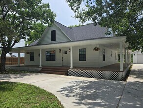 Building Photo - 1585 Co Rd 237