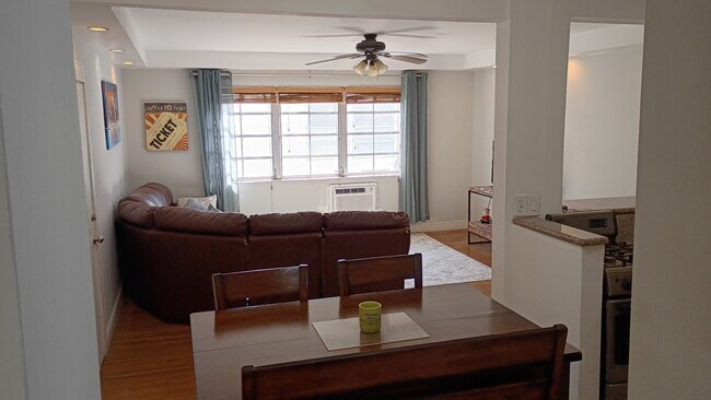 Foto del edificio - 1616 Michigan Ave