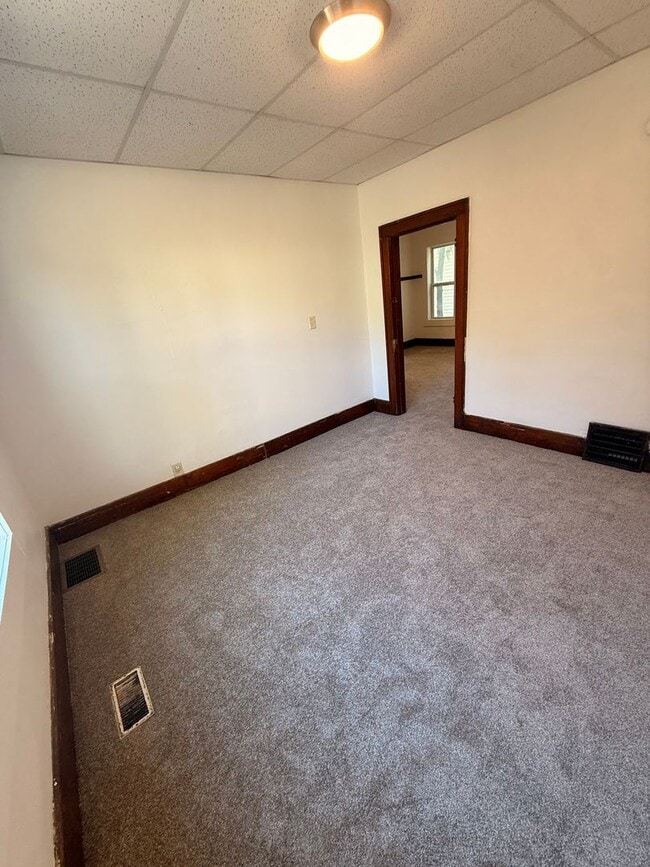 Foto del edificio - 2 bed 1 bath House for rent!
