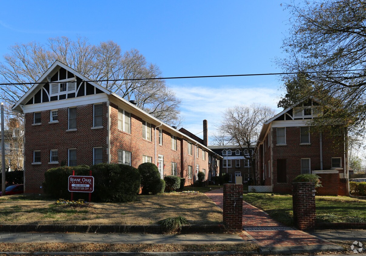 Foto principal - Roane Oaks Apartments