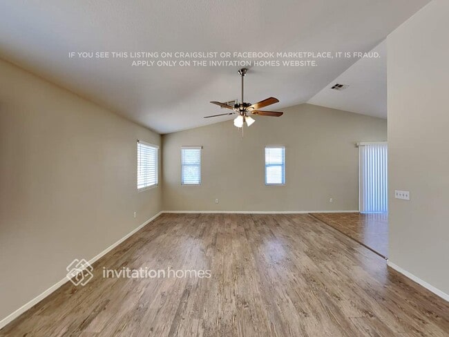 Foto del edificio - 5912 Trumbull St