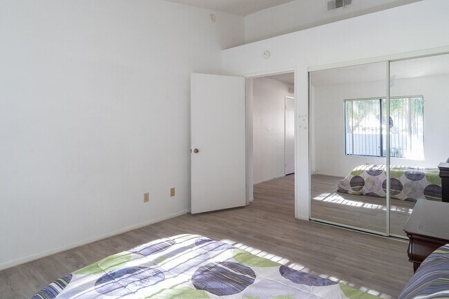 Foto del edificio - 40800 Breezy Pass Rd