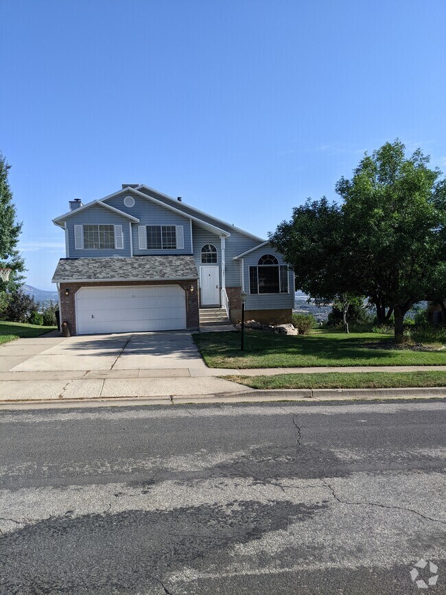 Lakeview Heights Apartments for Rent with Extra Storage Ogden, UT 1