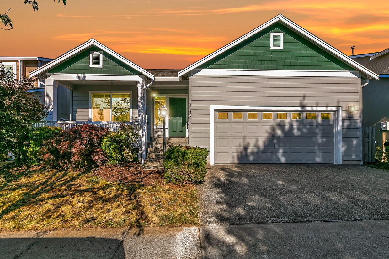 Foto principal - 18619 16th Avenue Ct E