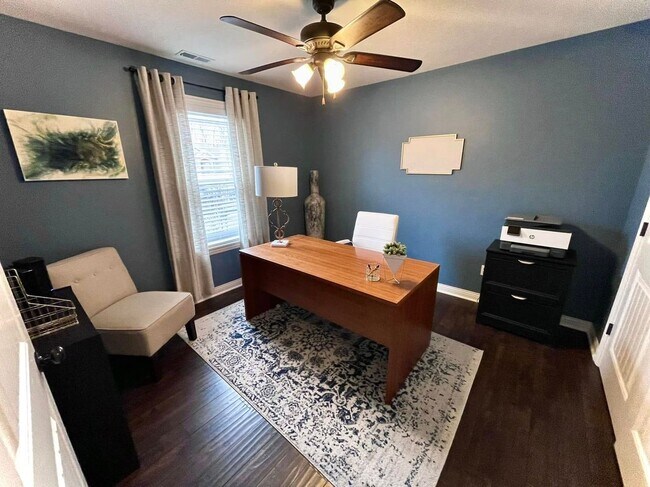 Foto del edificio - 401 E Honey Ln
