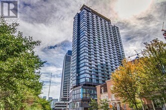 Building Photo - 19 Western Battery Rd