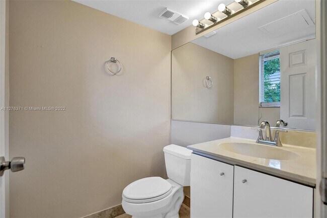 Building Photo - 841 NW 91st Ter  841 Plantation Fl 33324