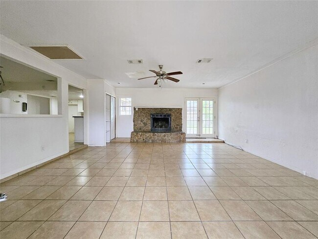 Building Photo - 11926 Rhinebeck Dr