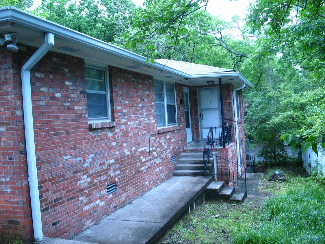 Photo - 2506 Natchez Trace (Nashville, TN)
