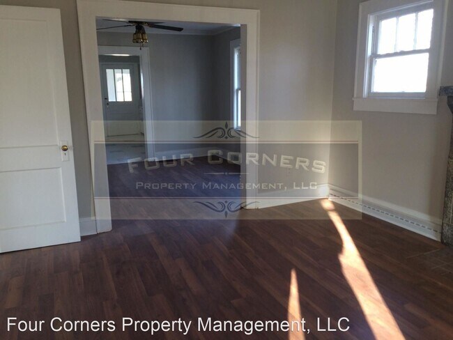 Foto del edificio - 3 br, 1 bath House - 818 Cole St