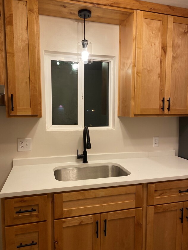 Foto principal - 509 10th St SW