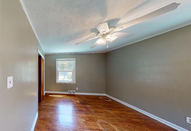 Foto del edificio - 212 W 97th St