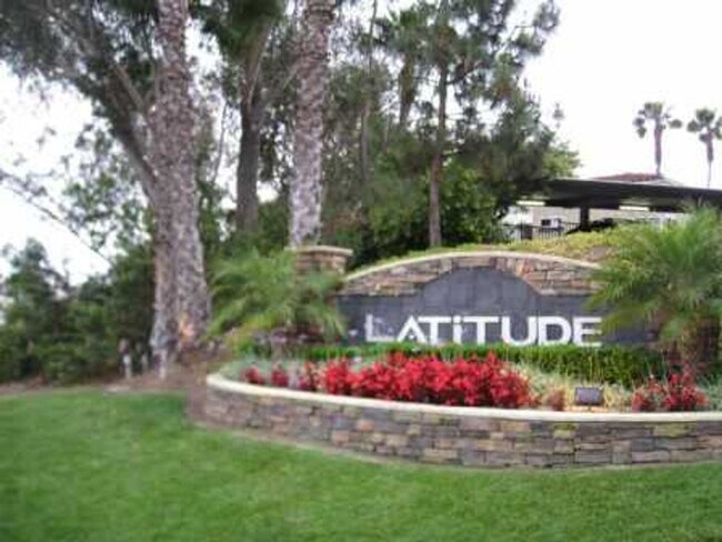 Building Photo - 2BR 2BA Fairmont District Condo-Gated-Stai...