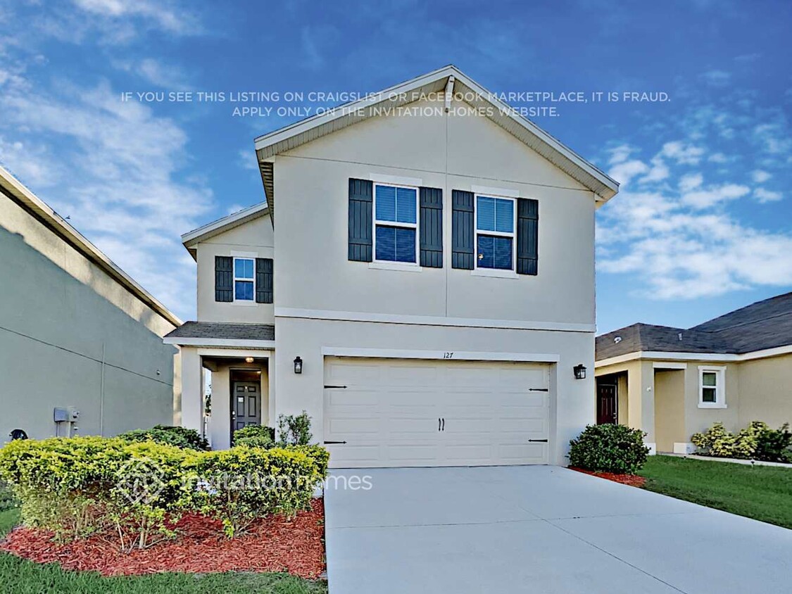 Foto principal - 127 Lacewing Pl