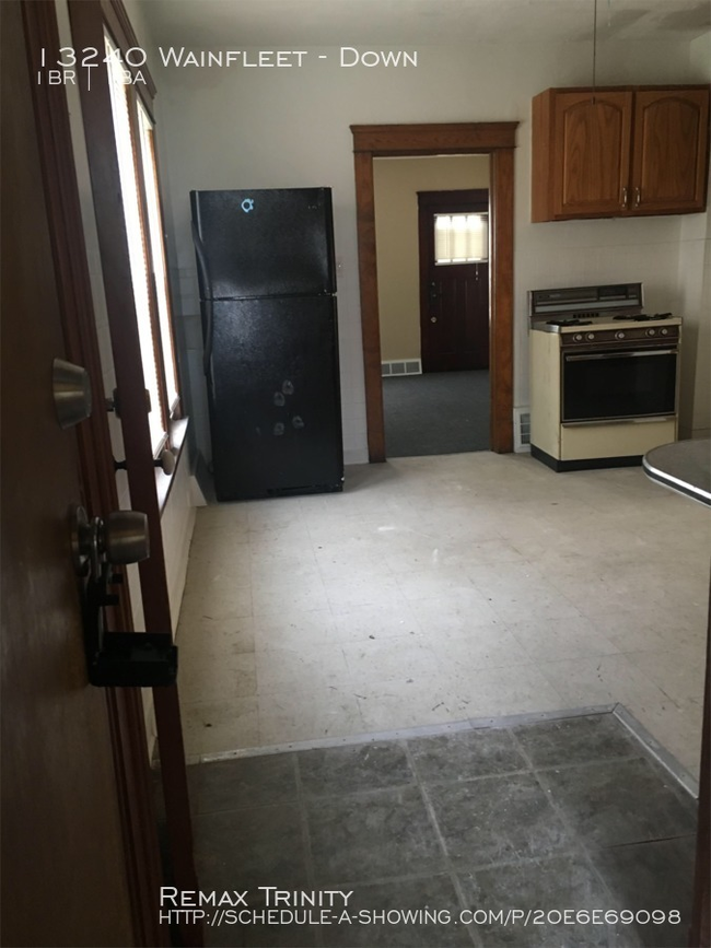 Foto del edificio - 13240 Wainfleet Ave