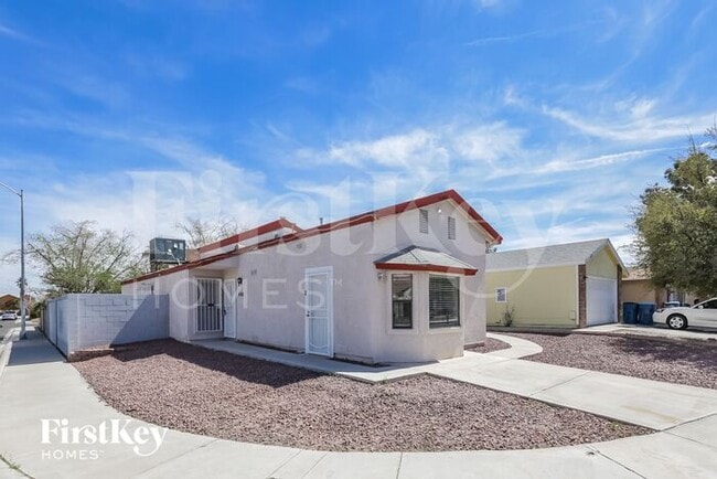 Building Photo - 4161 N Overbrook Dr