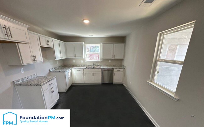 Foto del edificio - 4912 Shayne Cove