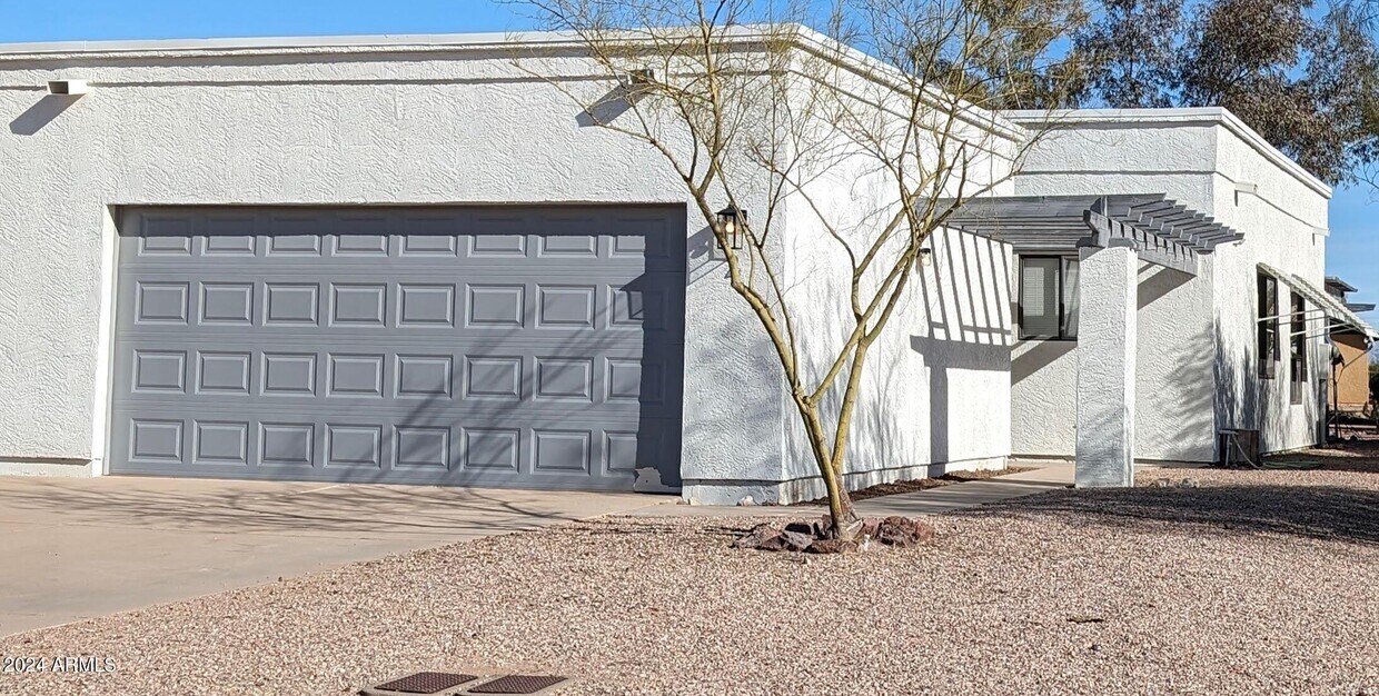 14173 S Berwick Rd, Arizona City, AZ 85123 House Rental in Arizona