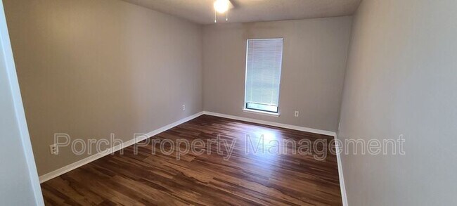 Foto del edificio - 8365 Country Walk Dr