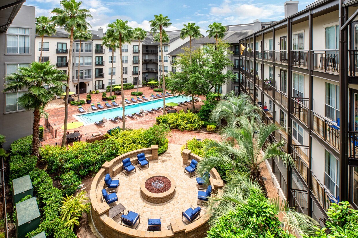 Post Midtown Square Apartments Houston, TX