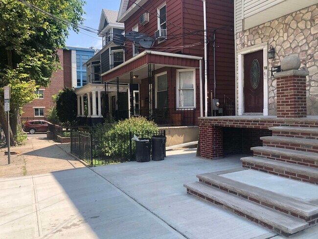 Foto del edificio - 18 Britton St